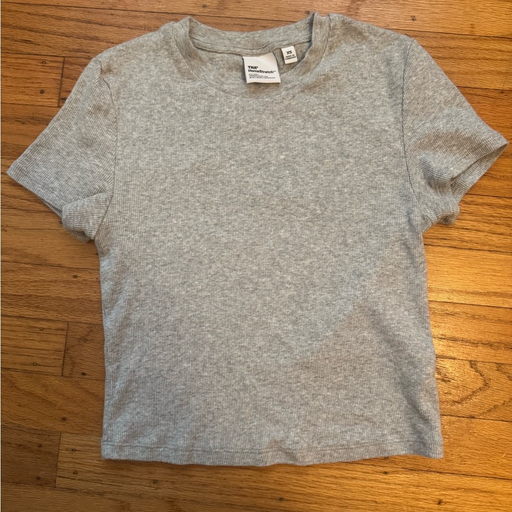 Aritzia TNA Heather Grey Tee